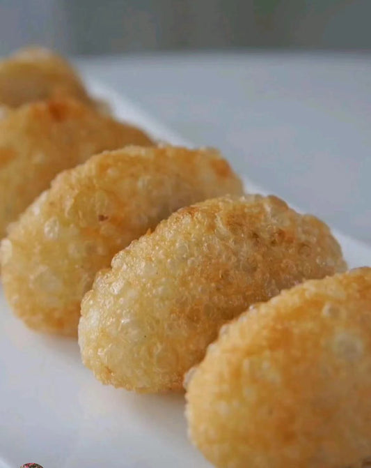 鹹水角(未炸)Deep Fried Minced Meat Dumpling