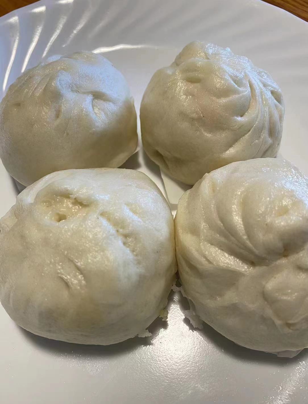 廣式菜肉包 Pork & Vegetable Bun